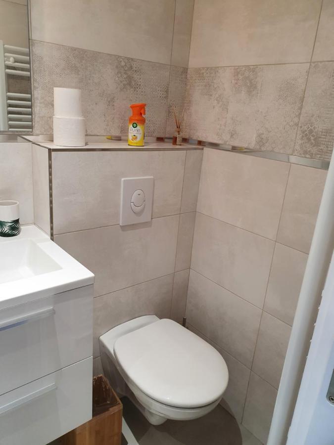Superbe 2 Pieces Neuf A 100M De La Plage Menton Exterior photo